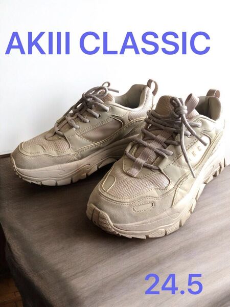 AKIII CLASSIC 24.5センチ UARBANTRACKER 箱付き