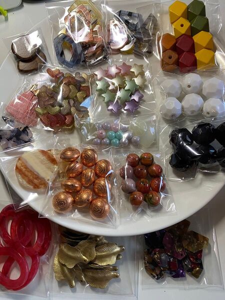 ハンドメイド アクセサリーパーツ まとめ売り