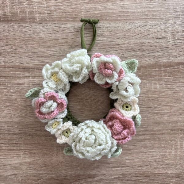 手編みフラワーリース 春色 インテリア 【ハンドメイド】
