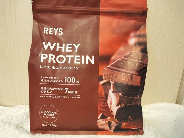 【新品・即日発送】レイズ REYS ホエイ プロテイン チョコレート 1kg