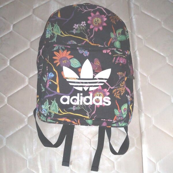 アディダス adidas リュック ボタニカル 花柄