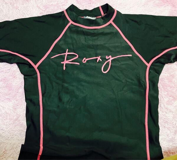 ROXY ラッシュガード 半袖 ピンクロゴ入り