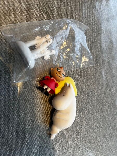 ムーミン ガチャガチャ ミー ニョロニョロ