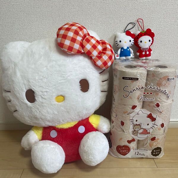まとめ売り ハローキティ ぬいぐるみ トイレットペーパー4点