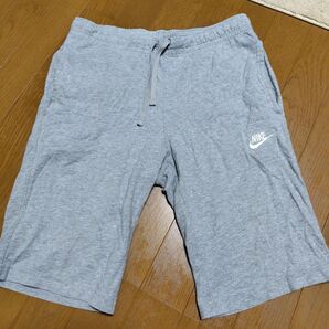 NIKE ハーフパンツ グレー メンズ