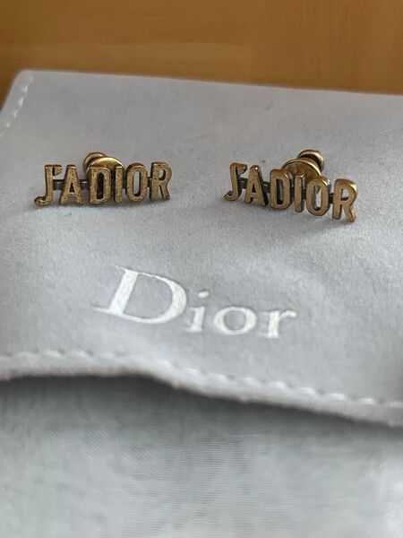 Dior ディオール ゴールド ピアス アクセサリー JADIOR