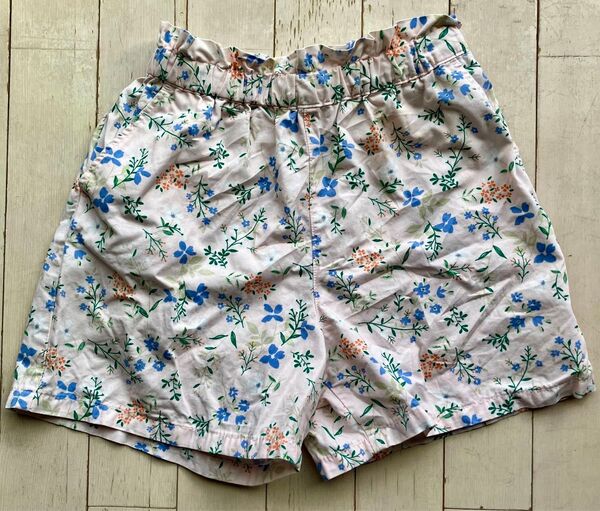 ユニクロ UNIQLO 小花柄 ショートパンツ ピンク