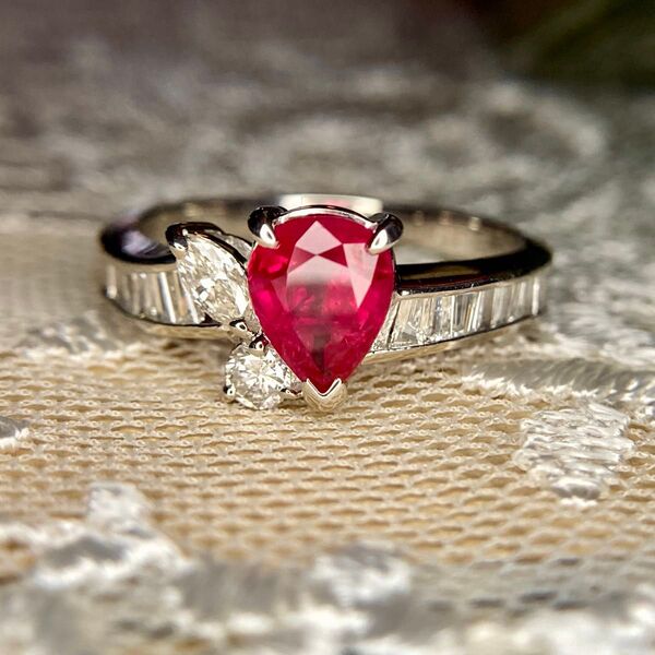pt900 ビルマ産ピジョンブラット1.05ct D0.48ct 指輪 リング