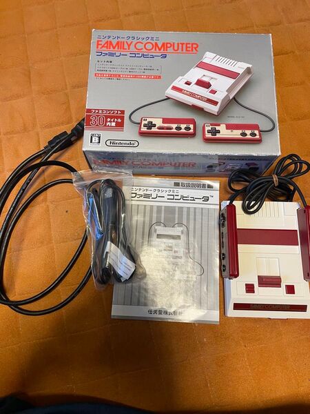 ニンテンドークラシックミニ ファミリーコンピュータ CLV-101