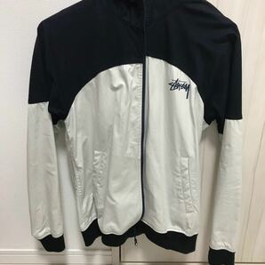 STUSSY(ストゥーシー)パーカー