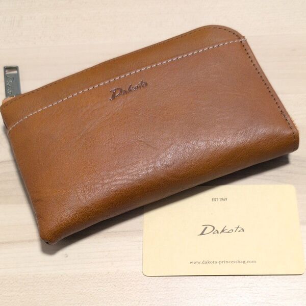 Dakota 財布