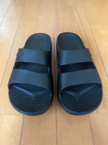 テリック リカバリーサンダル TELIC W-STRAP