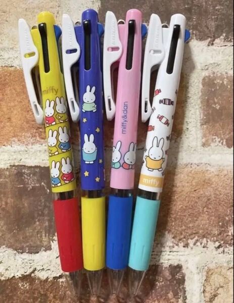 ☆ラスト1セット!!完売品!!入手困難!!ミッフィージェットストリーム4本セット☆