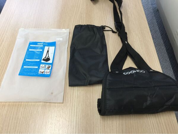 【美品】足置き ハンモック式 フットレスト GOOKOO 飛行機 オフィス用収納袋付き