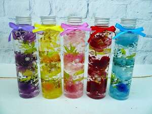 ★新商品!ハーバリウム 5色セット クリアケース入り ハンドメイド バラ・センニチコウ 丸瓶 150ml 母の日ギフトに★