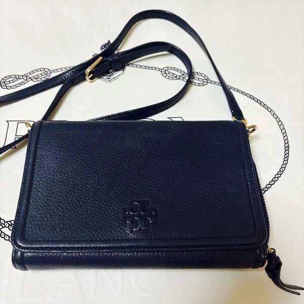 TORY BURCH ショルダーウォレット ネイビー レザー 財布 無地