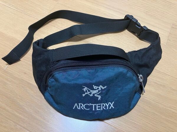 レア 美品 ARC'TERYX urban funny カナダ製