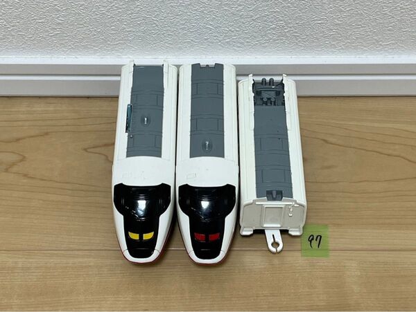 現状品【97】プラレール 車両 E3系 こまち