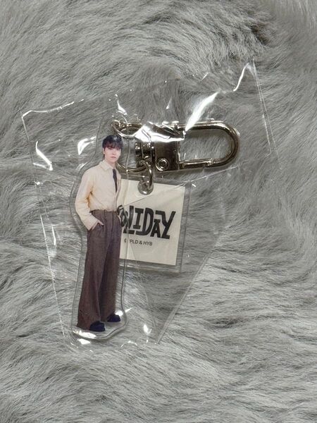 SEVENTEEN HOLIDAY カプセルトイ アクリルキーホルダー バーノン