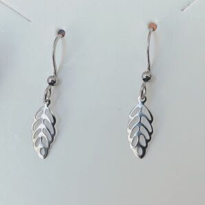 リーフピアス サージカル ステンレスピアス ステンレス フックピアス シルバー