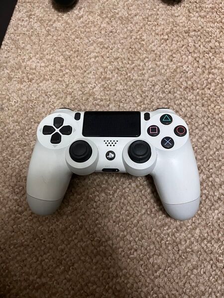 純正PS4コントローラー (ジャンク品) 右スティックが壊れています。