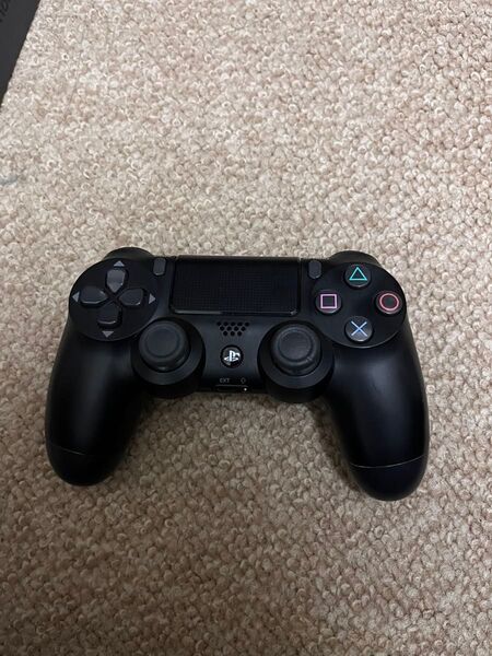純正PS4コントローラー (ジャンク品)右スティックが壊れています。