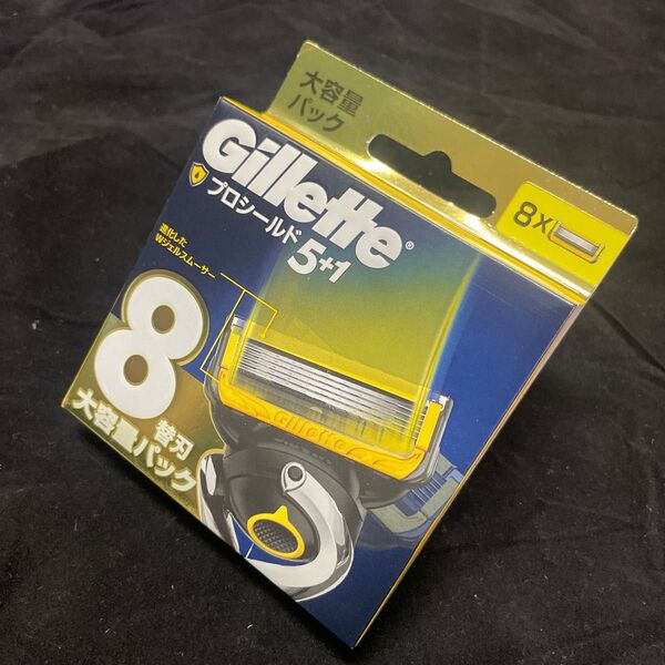 【迅速発送 & 丁寧梱包】ジレット Gillette プロシールド5+1 (5枚刃 替刃) 8個入 × 1箱