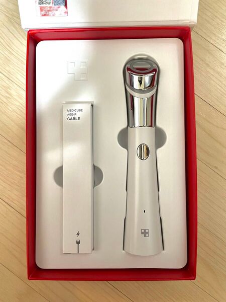 MEDICUBE AGE-R EMS 美顔器 メディキューブ エイジーアール ダーマエアショット