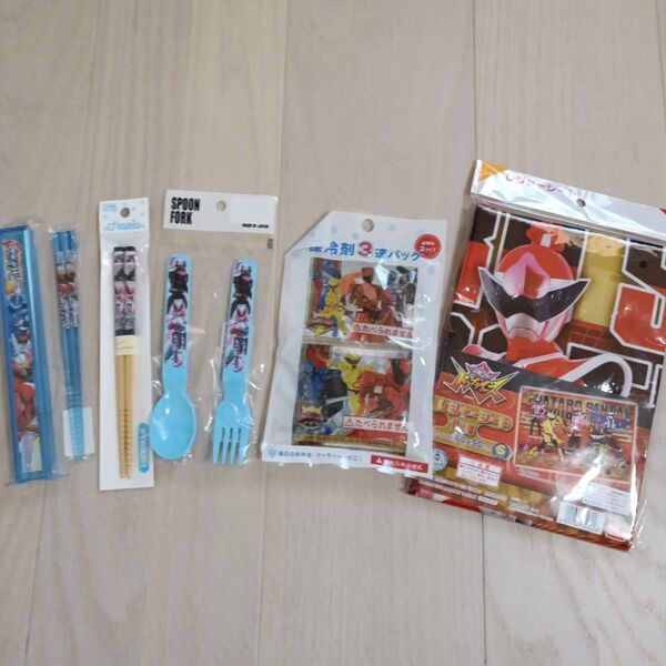 仮面ライダーカラトリー 暴太郎戦隊ドンブラザーズレジャーシート 7点セット