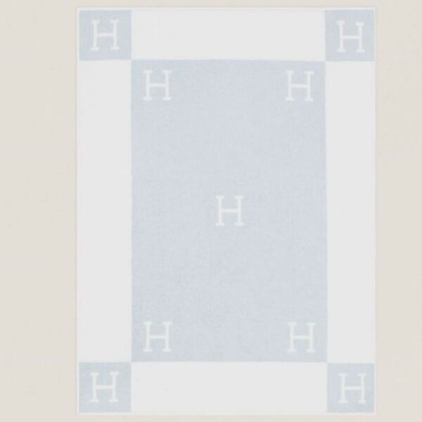 【新品未使用】エルメス HERMES バスタオル 《アヴァロン》 ブルーグラシエ 正規品 プレゼント バスタオル タオルケット