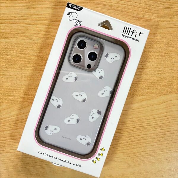 スヌーピー iPhone15 Pro / iPhone14 Pro 対応 クリアケース IIII fit+(スヌーピーフェイス柄)