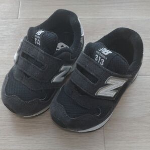 ニューバランス スニーカー
