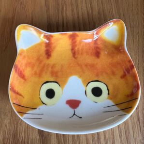 白茶トラ・キッチングッズ・陶器皿・豆皿・小皿・猫雑貨・猫モチーフ