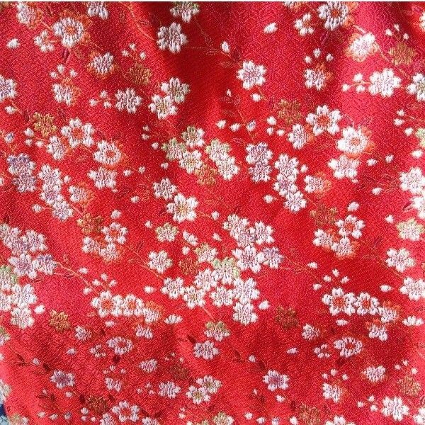 金襴 枝垂れ桜赤