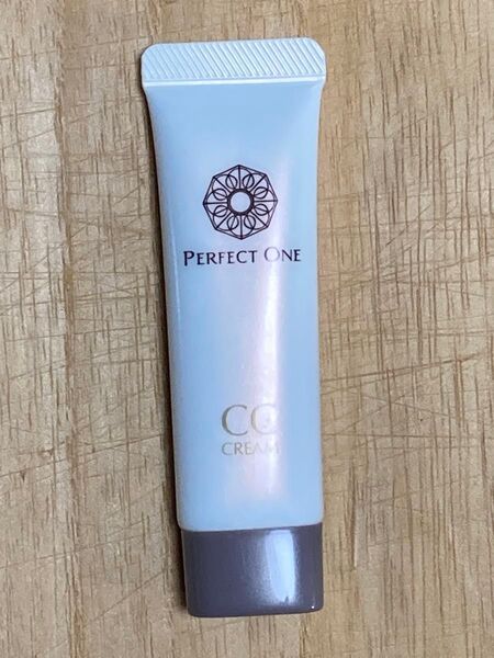 パーフェクトワンCCクリーム12g オールインワンファンデーション SPF35PA+++