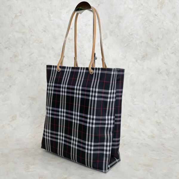 【美品】 バーバリーロンドン BURBERRY LONDON トートバッグ A4サイズ 縦長 ナイロンレザー 通勤通学 ブラック