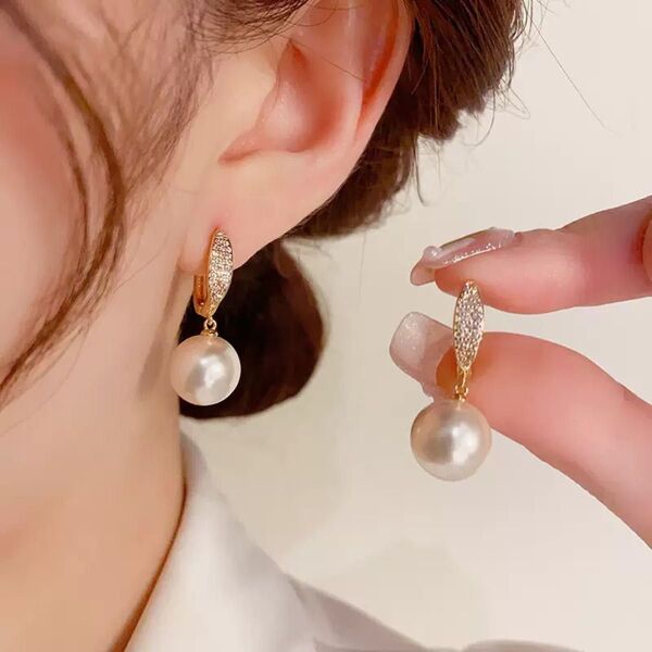 ピアス アクセサリー ファッション レディース 可愛い 華やか プレゼント 上品 パール お呼ばれ