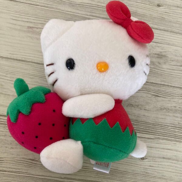 キティ いちご ぬいぐるみ