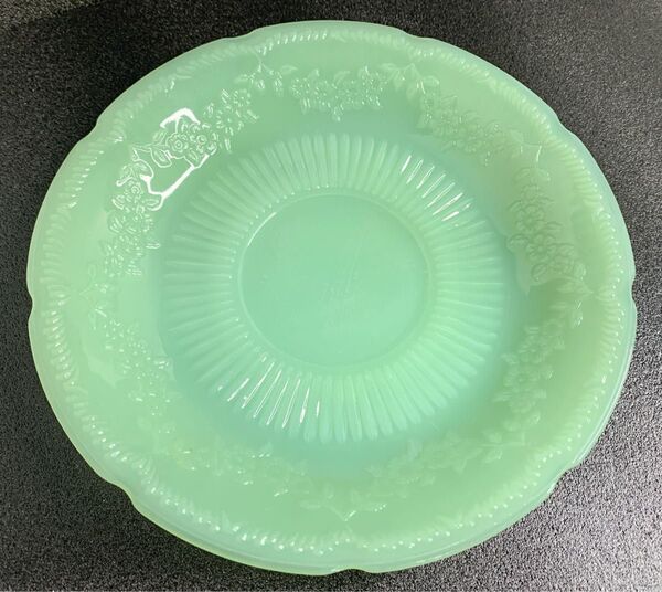 アメリカ ビンテージ ファイヤーキング ジェダイ アリス ソーサー1枚 1940年代 約15.5cm コレクション 花柄 小皿
