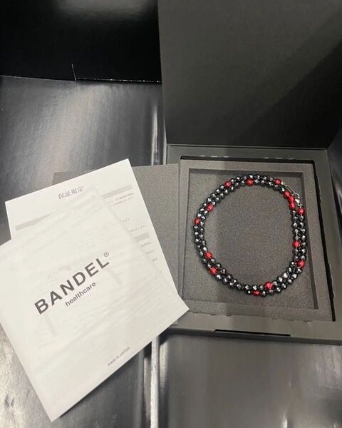 バンデル(BANDEL)ヘルスケア ギャラクシー(Galaxy)ブラック×レッド Lサイズ60cm 専用箱付き 正規品