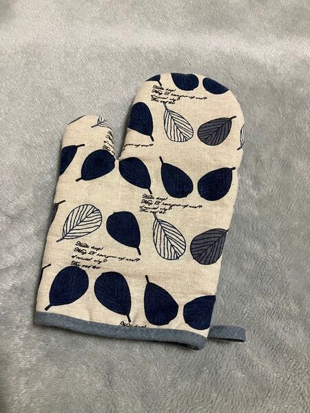ボスコ BOSCO ネイビー ミトン 北欧柄 葉っぱ リーフ 青 鍋つかみ キッチン 台所 料理