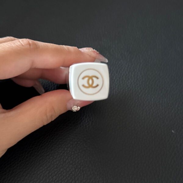 CHANEL リップクリーム 916
