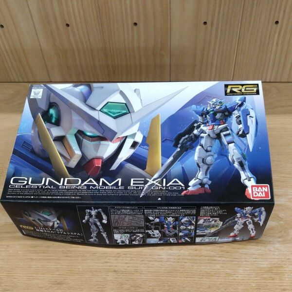 新品 未組立 プラモデル ガンダム エクシア EXIA GN-001 1/144