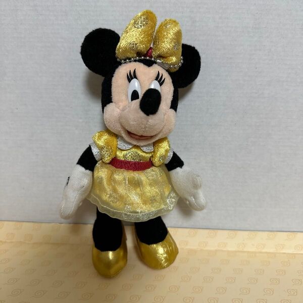 ディズニー ミニー ぬいぐるみバッジ 30周年コスチューム