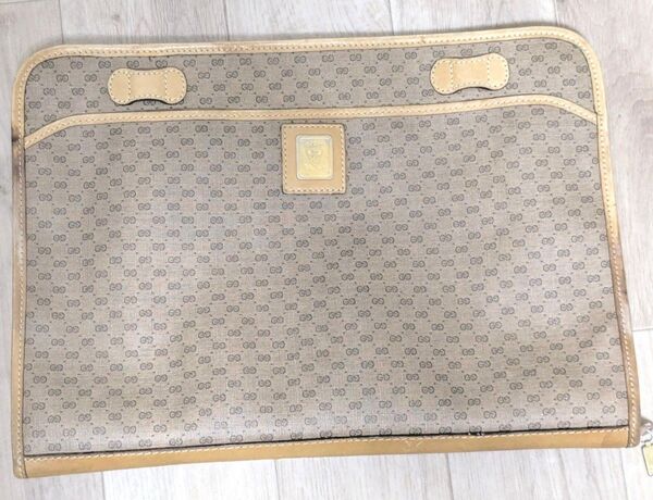 #GUCCI #レトロ.クラッチバッグ オールドグッチ GG柄(旅行バック付属品)