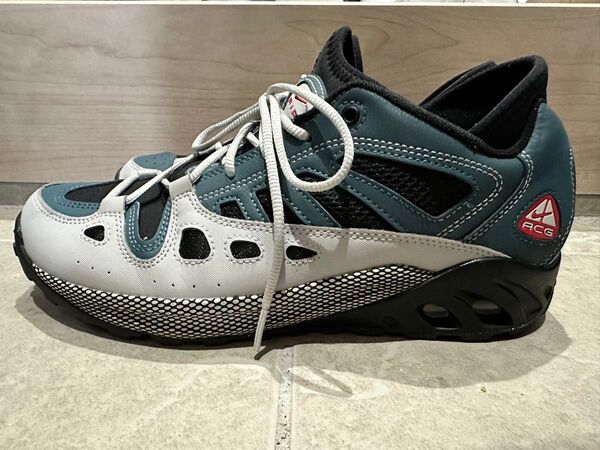 Nike ACG Air Exploraid Neutral Grey and Ash Green