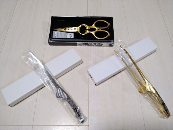 焼肉きんぐ オリジナル限定グッズ シルバートング、ゴールドトング ゴールドバサミ【非売品・新品未使用】