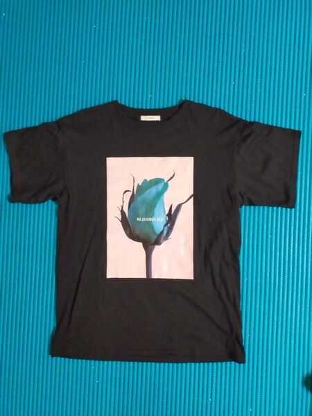 ジュエティ プリントTシャツ 黒 ブラック M