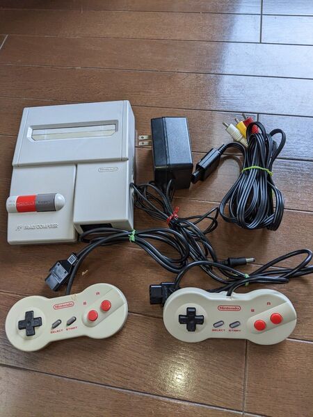 ニューファミコン本体 アダプター AVケーブル ソフト31本