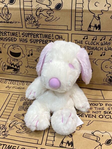 スヌーピーミュージアム限定 ゆるくたぬいぐるみスヌーピー ピンク